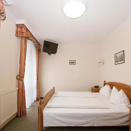Rosa 3* Karlovy Vary